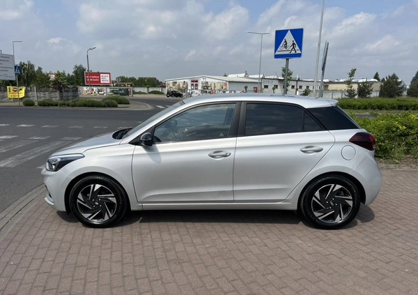 Hyundai i20 cena 46500 przebieg: 56000, rok produkcji 2019 z Piotrków Trybunalski małe 254